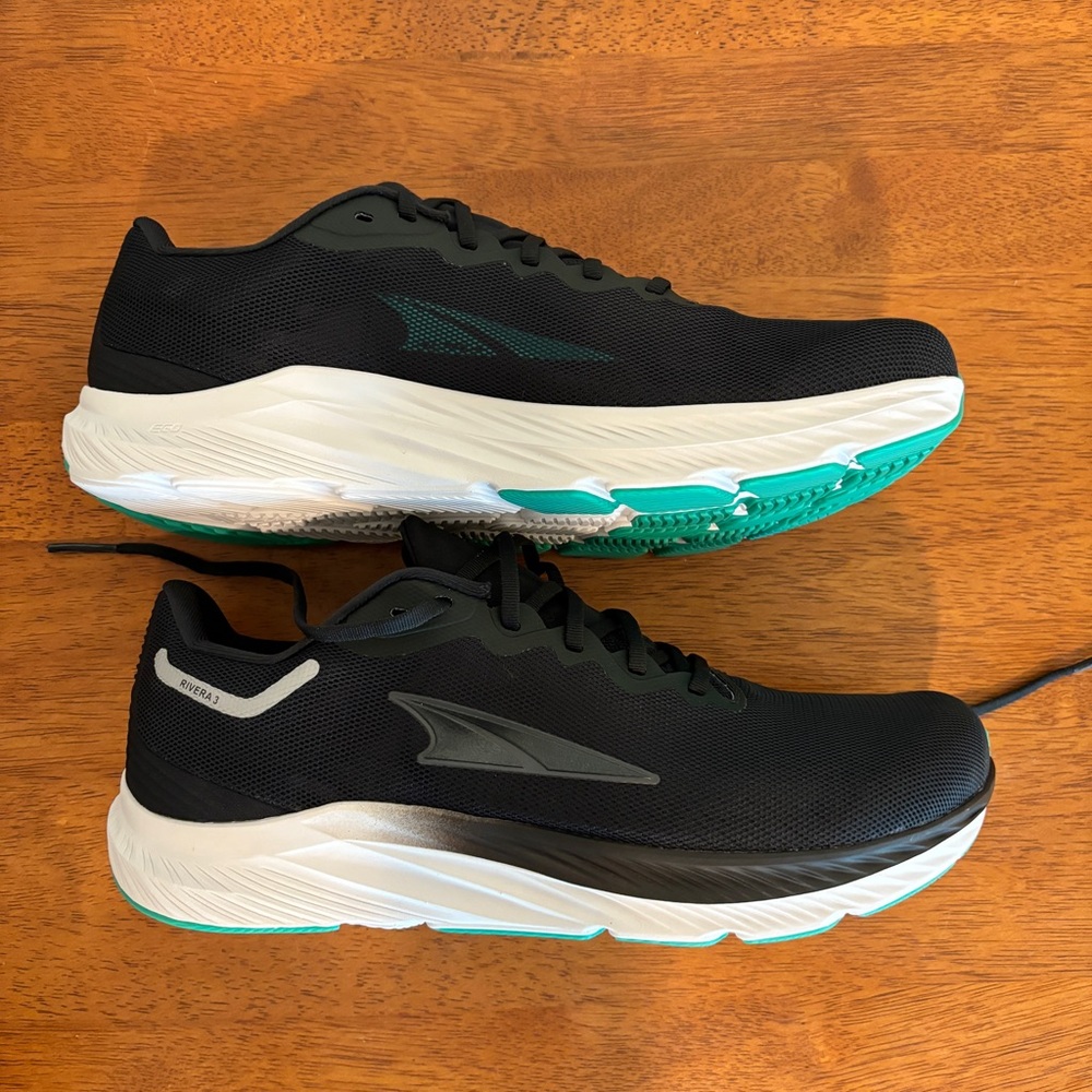 Altra Rivera Running Shoes M9.5
